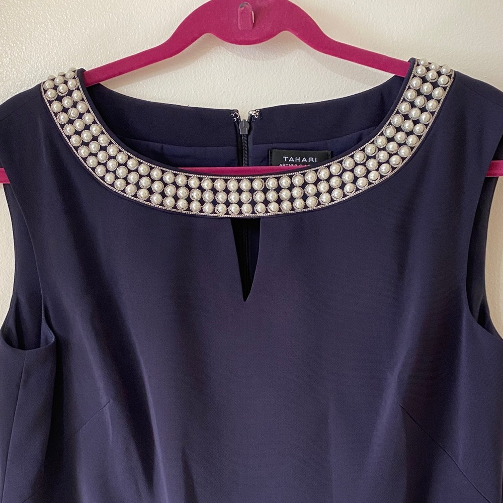 Tahari ASL Navy Sheath Dress Pearl Neck Keyhole Sleeveless Size 8